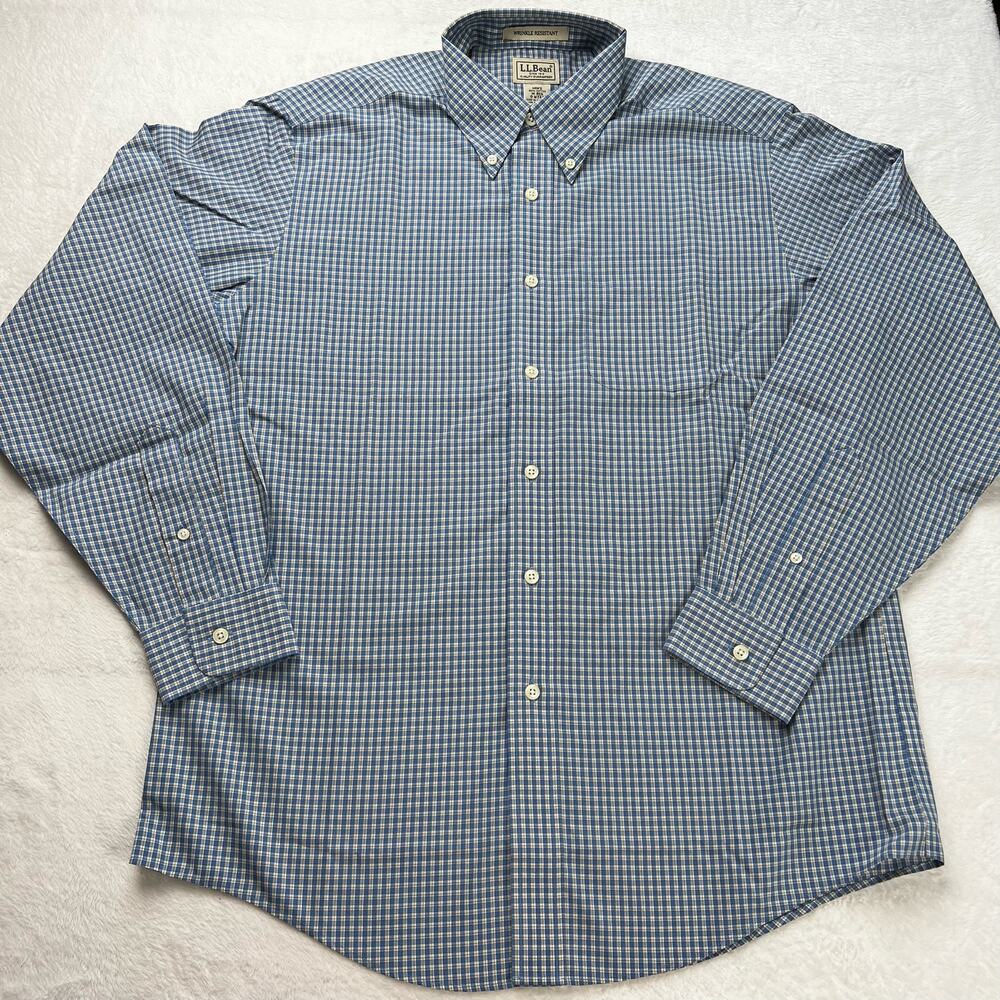 L.L. Bean Men's size Medium blue Plaid Button Down Shirt